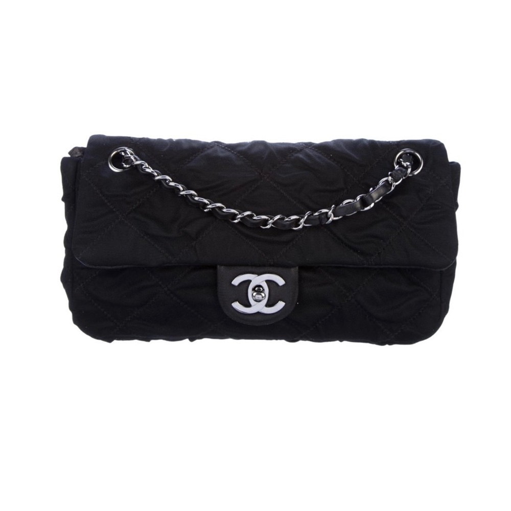 Authentic Chanel East West Flap bag in mesh